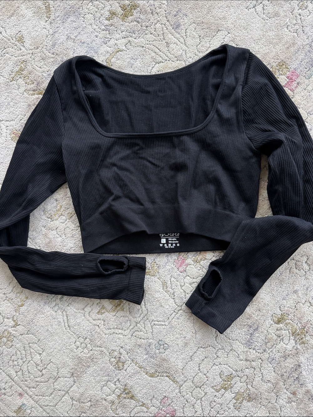 OQQ Black Ribbed Long-Sleeve Scoop Neck Crop Top